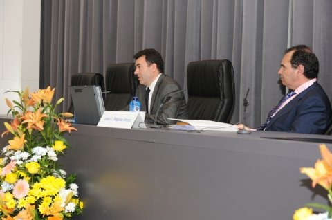 Edici&oacute;n de A Coru&ntilde;a - Rom&aacute;n Rodr&iacute;guez Gonz&aacute;lez. Profesor titular de Xeograf&iacute;a da Universidade de Santiago de Compostela - Novas xornadas sobre a reforma da Lei de ordenación urbanística de Galicia